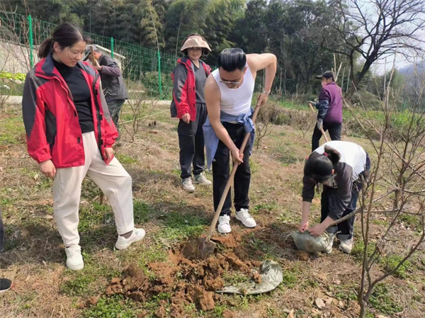 人人營造綠色  共建美好家園